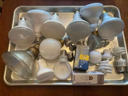 Photo of free light bulbs, working (Westboro) #2