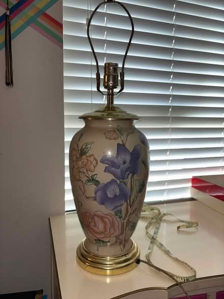 Photo of free Floral table lamp (North Hollywood) #1