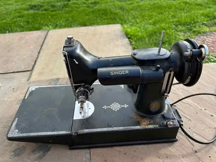 Photo of free Singer sewing machine (Long Sutton, Nr Langport) #1