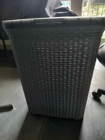 Photo of free Great laundry basket (E8 2lr) #1