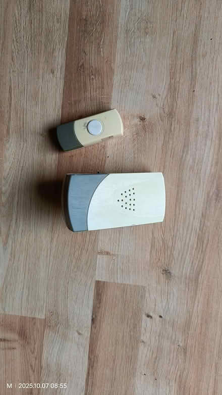 Photo of free Door bell, mains powered (Tilehurst, Reading RG31) #1