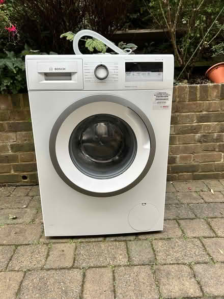 Photo of free Bosch Serie 4 Washing Machine (Wimbledon SW19) #1