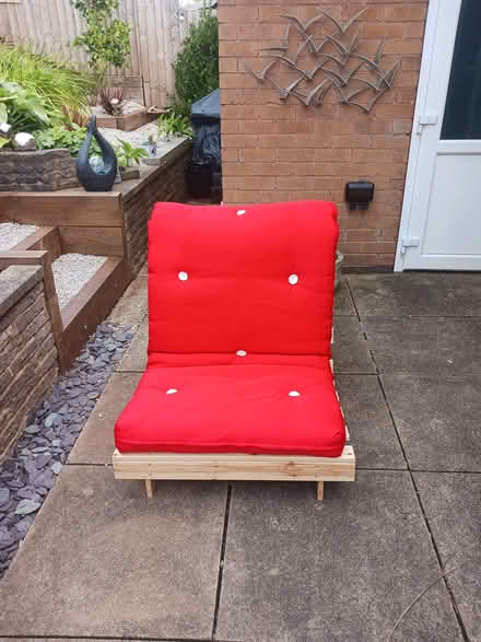 Photo of free Chair/single bed (Beeston NG9) #1
