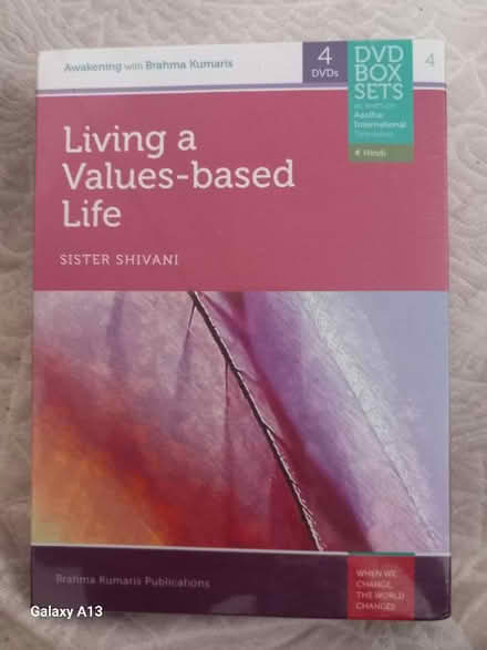 Photo of free 4 DVDs in Hindi Language (Slough central SL1) #1