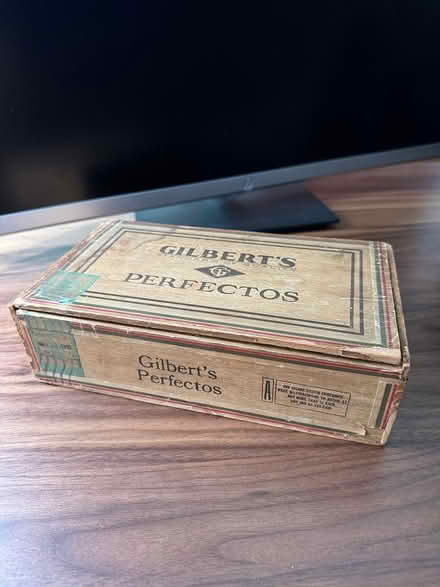 Photo of free Cigar Box - Gilberts (Westminster) #4