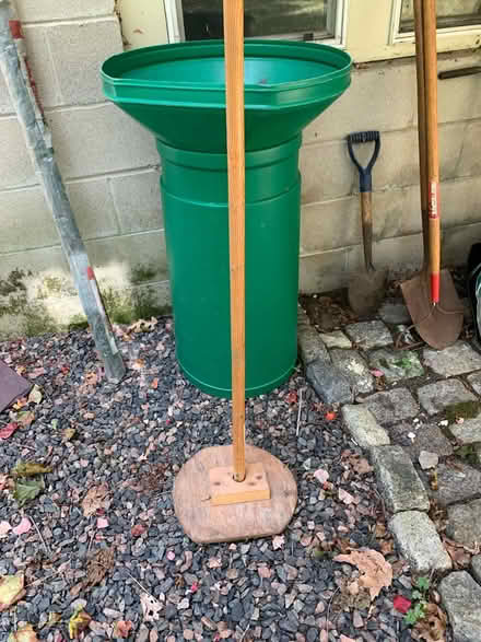 Photo of free Leaf funnel (Lexington) #2