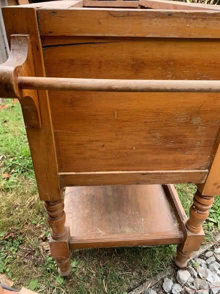 Photo of free Linen/bathroom unit (B24) #3