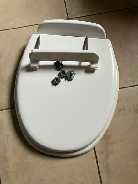 Photo of free Toilet seat (Belper DE56) #1