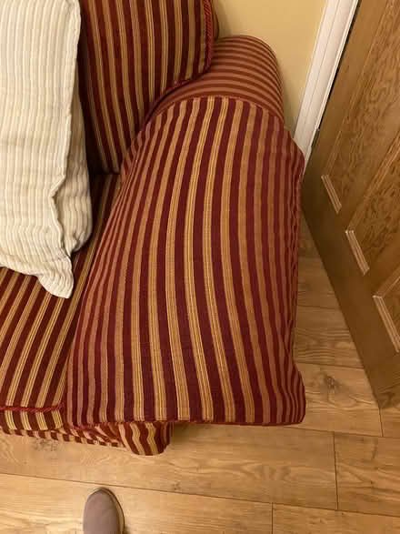 Photo of free Sofa (West Ewell Epsom KT19) #2