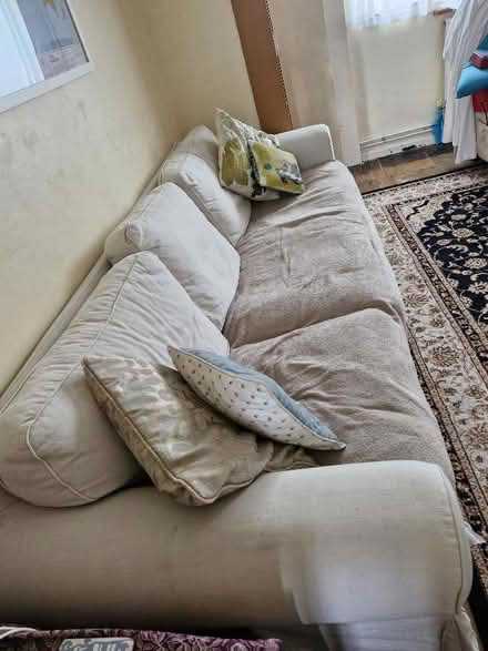 Photo of free 3 seater sofa (Selmeston BN26) #2