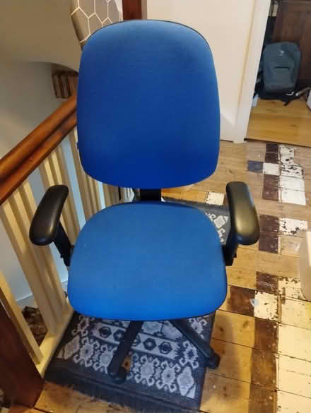 Photo of free Office chair w/ optional arm rests (Hollingdean) #2