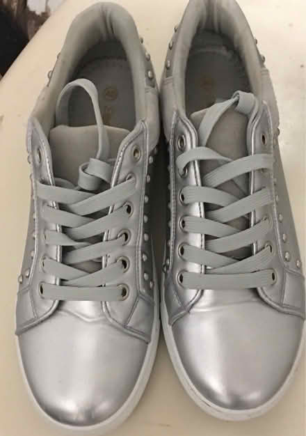 Photo of free Ladies Shoes Size 5 (Liverpool L6) #3