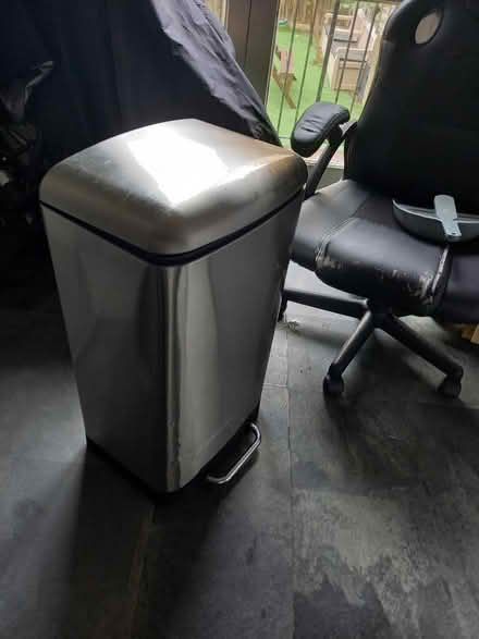 Photo of free Pedal bin (E8) #1