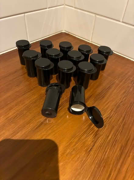 Photo of free Little black pots. (Penarth CF64) #1