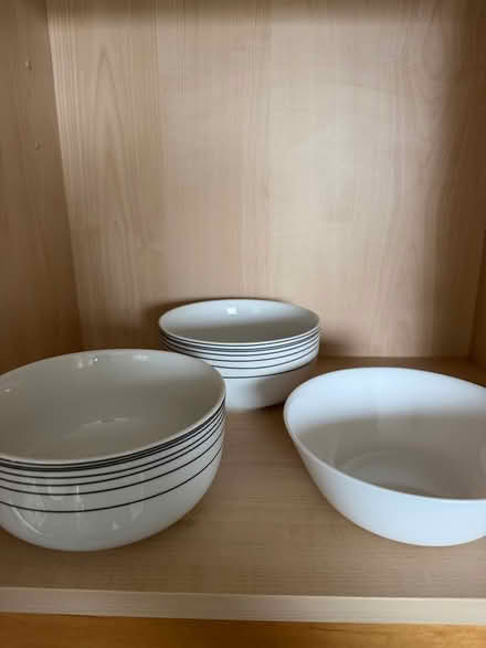 Photo of free Plates and bowls (Surbiton KT5) #3