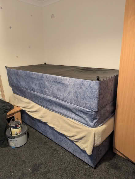 Photo of free 3 Single Beds (90×185 cm) (Stirling (city center)) #3