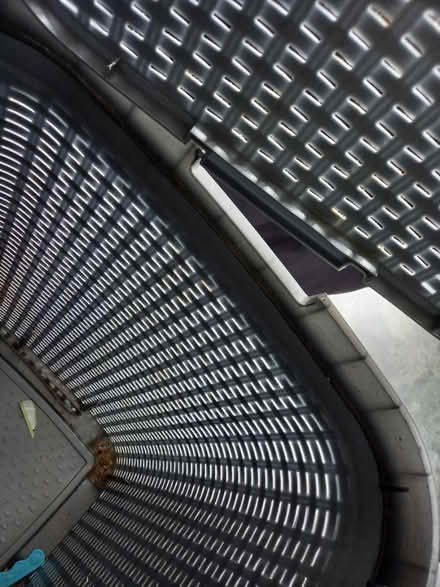 Photo of free Great laundry basket (E8 2lr) #2