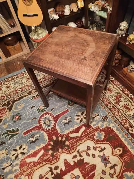 Photo of free Lovely vintage table (TN39) #2