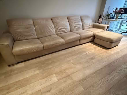 Photo of free 5 seater leather Natuzzi sofa (W8 5JR) #1