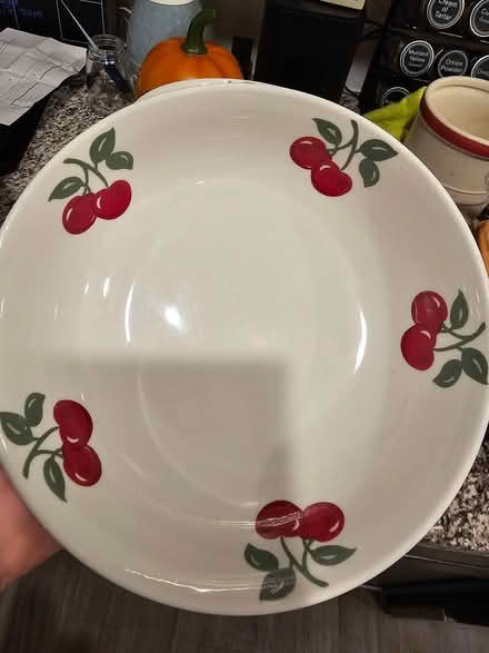 Photo of free Dishes with cherry design (Camden parc) #3