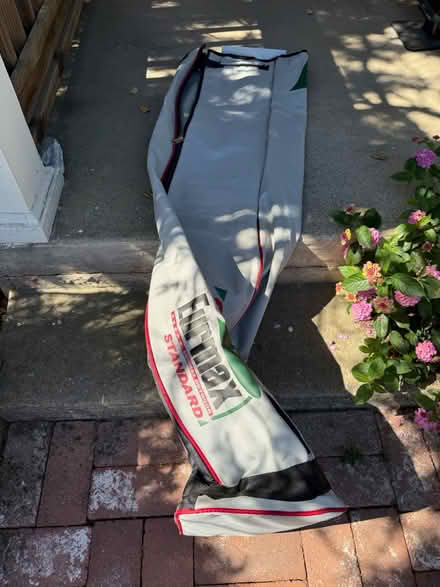 Photo of free ‘Easy-up’ carrier (North West Petaluma) #1