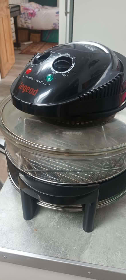 Photo of free Halogen counter top roasting oven (Crosspool S10) #4
