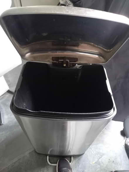 Photo of free Pedal bin (E8) #3