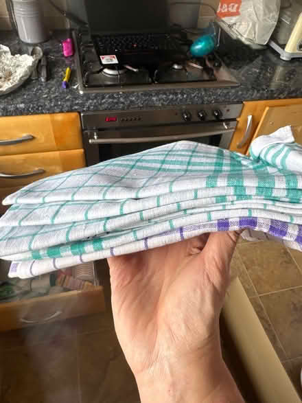 Photo of free 5 tea towels (Surbiton KT5) #1