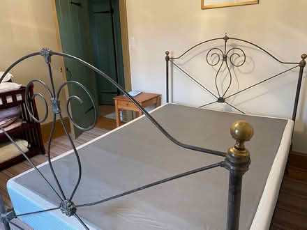 Photo of free iron bedstead (New Paltz) #2