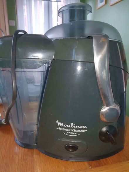 Photo of free Moulinex Juicer (The Ronkswood WR4) #1