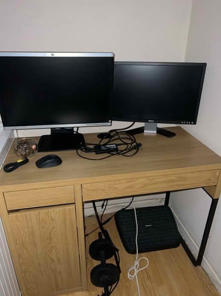Photo of free IKEA desk (SE6) #2