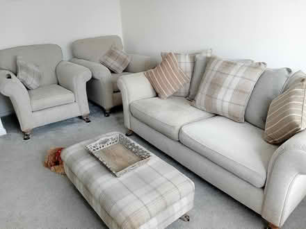 Photo of free 3 piece suite (Hemingfield Barnsley S73) #1