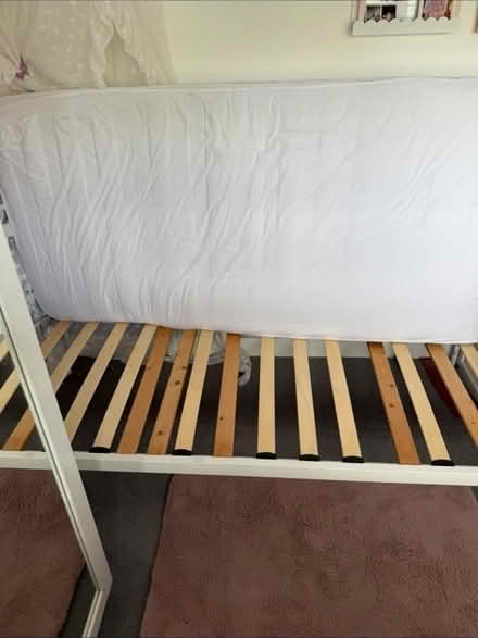 Photo of free Single bed with metal frame (Bedworth CV12) #3
