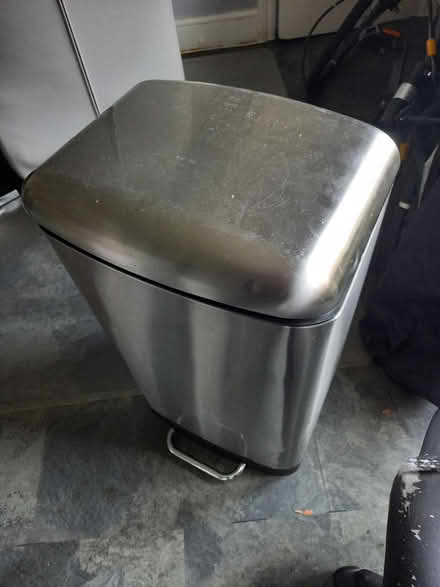 Photo of free Pedal bin (E8) #2