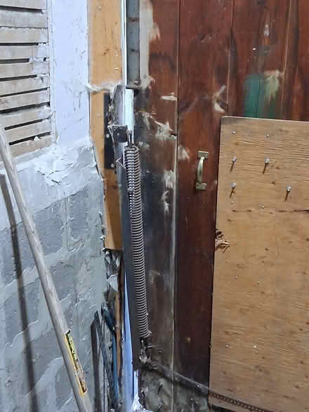 Photo of free Garage Door -- Old (Old Ottawa South) #4