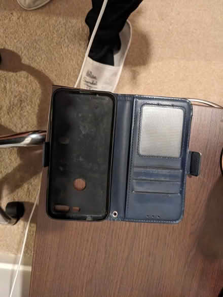 Photo of free Google pixel 1 wallet case (Se13) #2