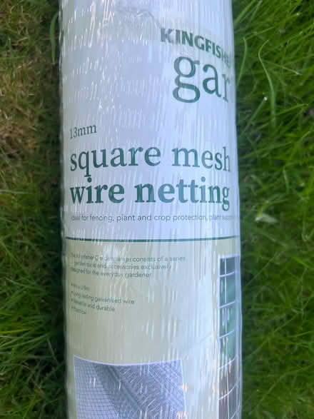 Photo of free New roll of wire netting (BR6) #2