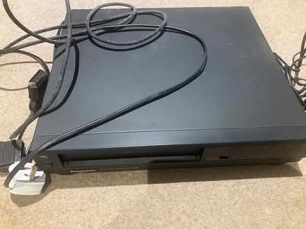 Photo of free DELL LATITUDE computer (Coulsdon, nr, train station) #2