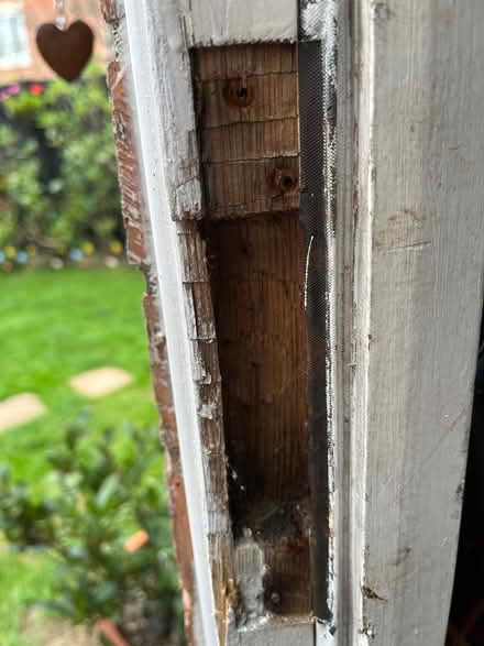 Photo of Door latch or lock (Greenmeadow, Swindon SN25) #3