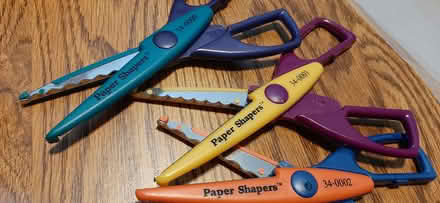 Photo of free Paper shaper -decorative scissors (Farmington Hills) #1