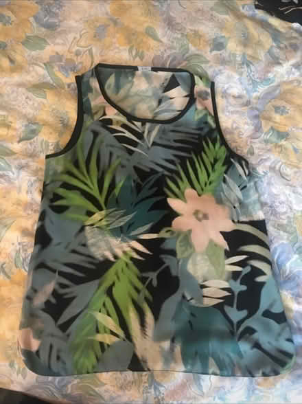 Photo of free Clothes (KT3 new malden) #2