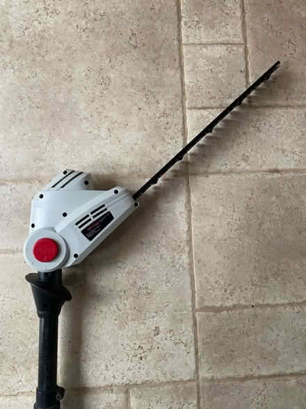 Photo of free Telescopic Hedge Trimmer (Cholsey OX10) #3