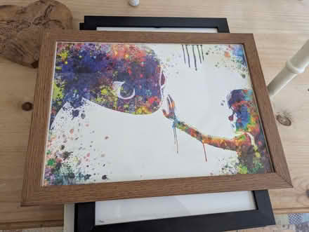 Photo of free Four framed prints (SS09TG) #1