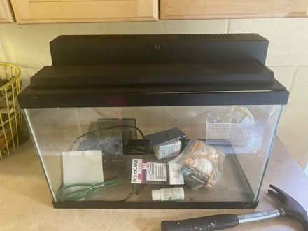 Photo of free Aquarium set (Nr Fresh Pond & Mt Auburn Cem.) #3