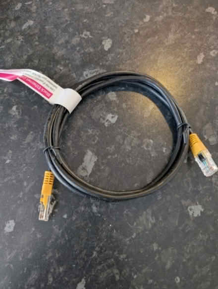 Photo of free 2 x cables (Oxford OX4) #1