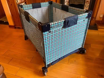 Photo of free Travel cot (AB25) #2