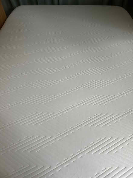 Photo of free Full-size foam mattress: SPOTLESS (University District) #4