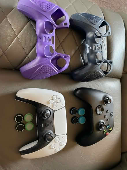 Photo of free Console controllers (Witton Gilbert DH7) #1