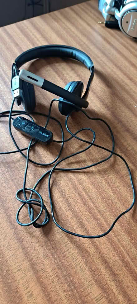 Photo of free Microsoft Headphones (Poolbrook WR14) #1