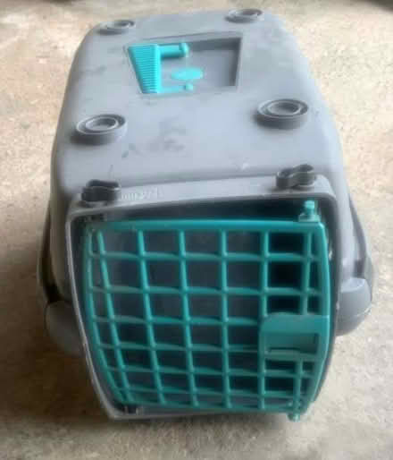 Photo of free Cat carrier (AB23) #1